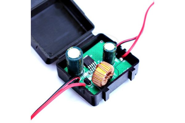 Przetwornica napięcia do auta 9-36V na 12V, 2A