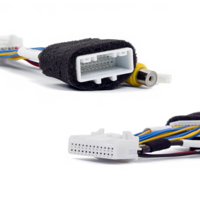 Adapter do podłączenia kamery cofania do monitora Toyota Touch 2 / Entune / Link - 24-Pin