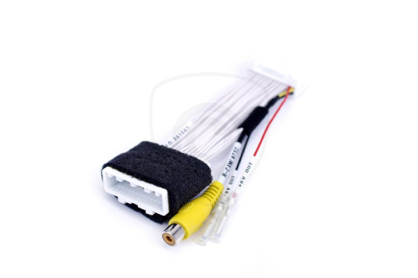 Adapter kablowy do podłączenia kamery cofania do monitora Mazda