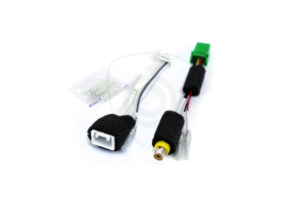 Adapter kablowy do podłączenia kamery cofania do monitora Suzuki 2012 - 2021