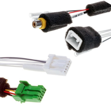 Adapter do podłączenia kamery cofania do monitora Suzuki 2012 - 2021