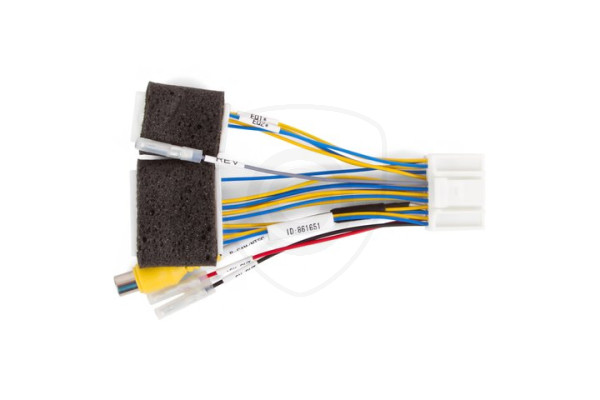 Adapter do podłączenia kamery cofania do monitora Nissan