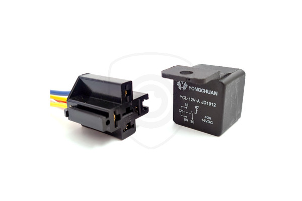 Przekaźnik 12V 40A 4-pinowy z podstawką do kamery cofania