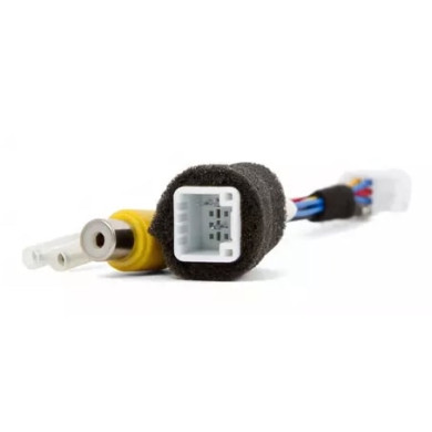 Adapter 8-PIN Subaru do podłączenia kamery cofania z monitorem