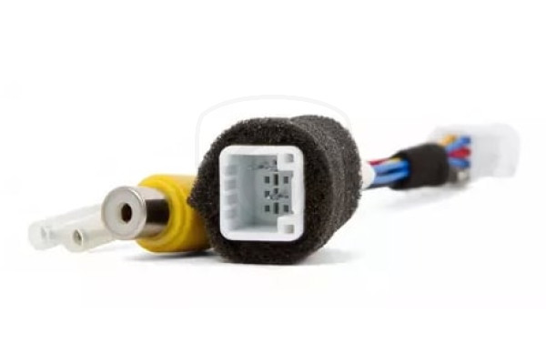 Adapter 8-PIN Subaru do podłączenia kamery cofania z monitorem