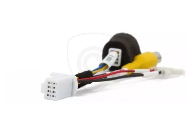 Adapter 8-PIN Subaru do podłączenia kamery cofania z monitorem