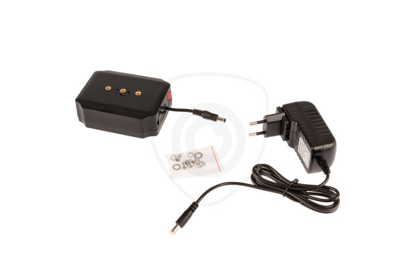 Zewnętrzna bateria 9600 mAh – zapasowe źródło zasilania dla kamery cofania lub monitora