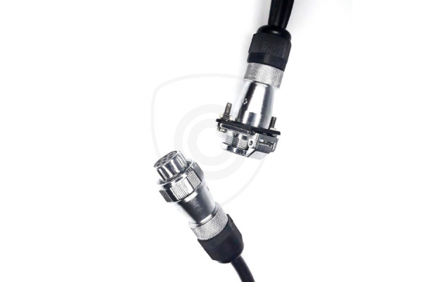 Elastyczny adapter 4-PIN do połączenia kamer z przyczepą lub naczepą