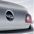 Kamera cofania w logo VW – wysuwana kamera do Volkswagena