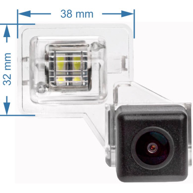 Kamera cofania Suzuki – model 4
