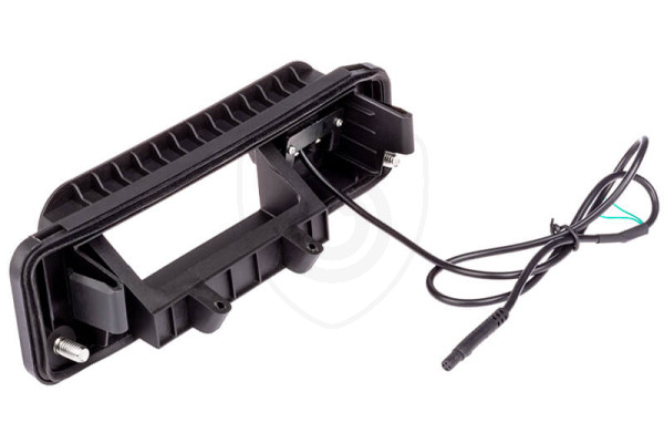 Kamera cofania Mercedes-Benz CLA (C117) i C (W205) w klamce bagażnika